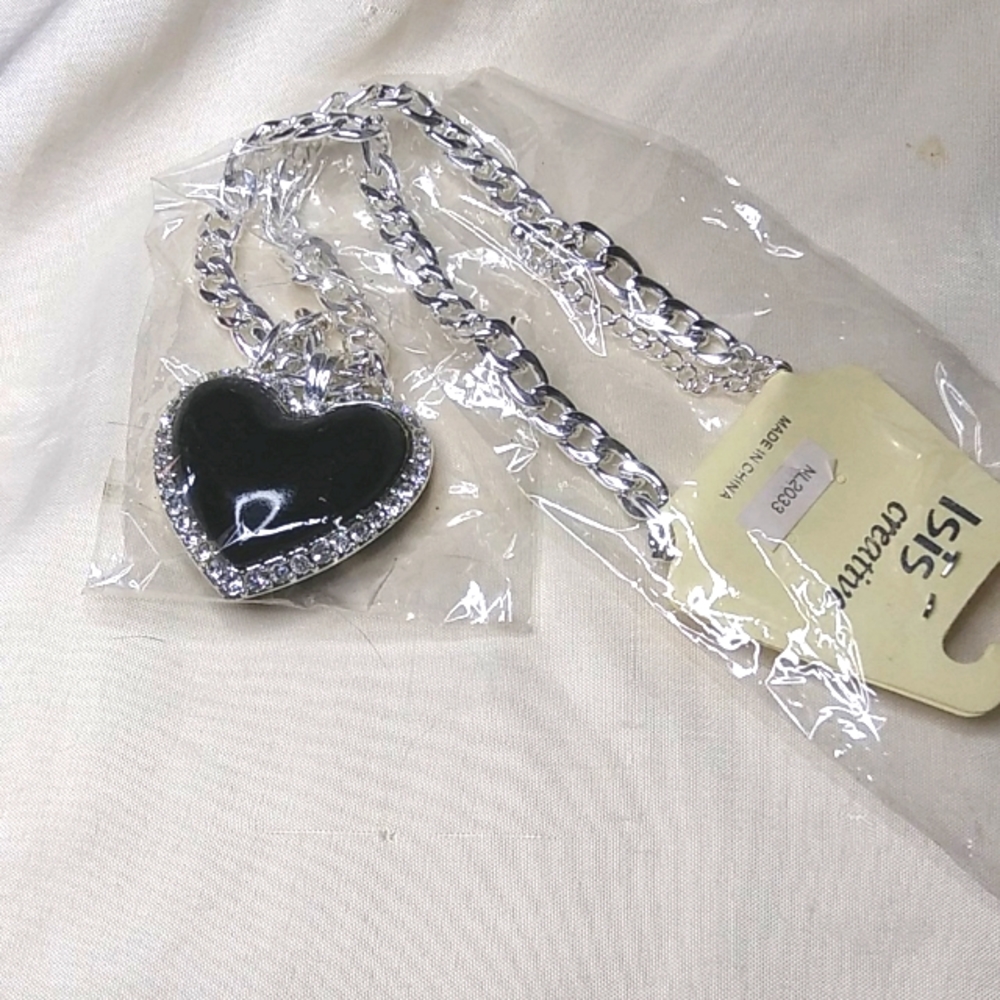 Statement Heart Necklace - Picture 3 of 6